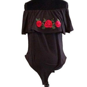 A'Gaci Off-Shoulder Black Bodysuit with Floral Appliqué - Size 3X (NWT)